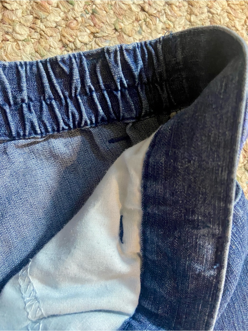 Women’s Size 12 Denim Capris with Floral Belt - Picture 7 of 7